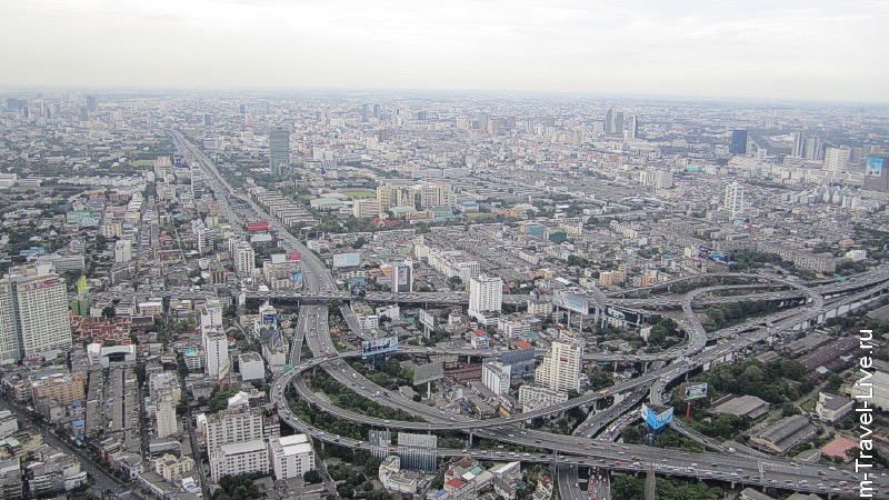 Дневной вид на Бангкок с Baiyoke Sky в марте 2012 года